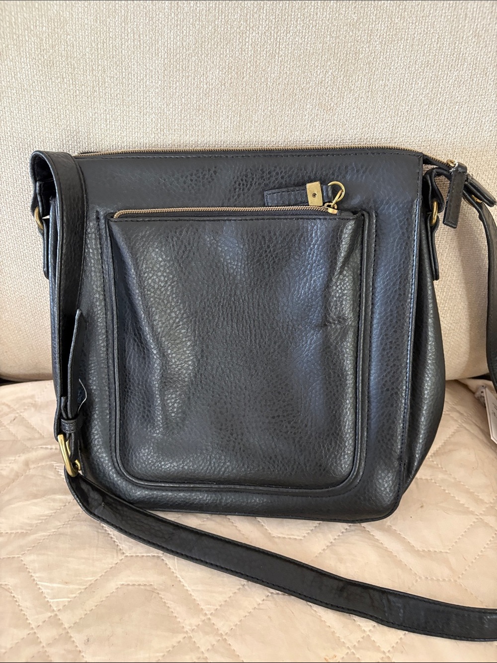 Relic Black Pebbled Leather Messenger with Front Zip Pocket